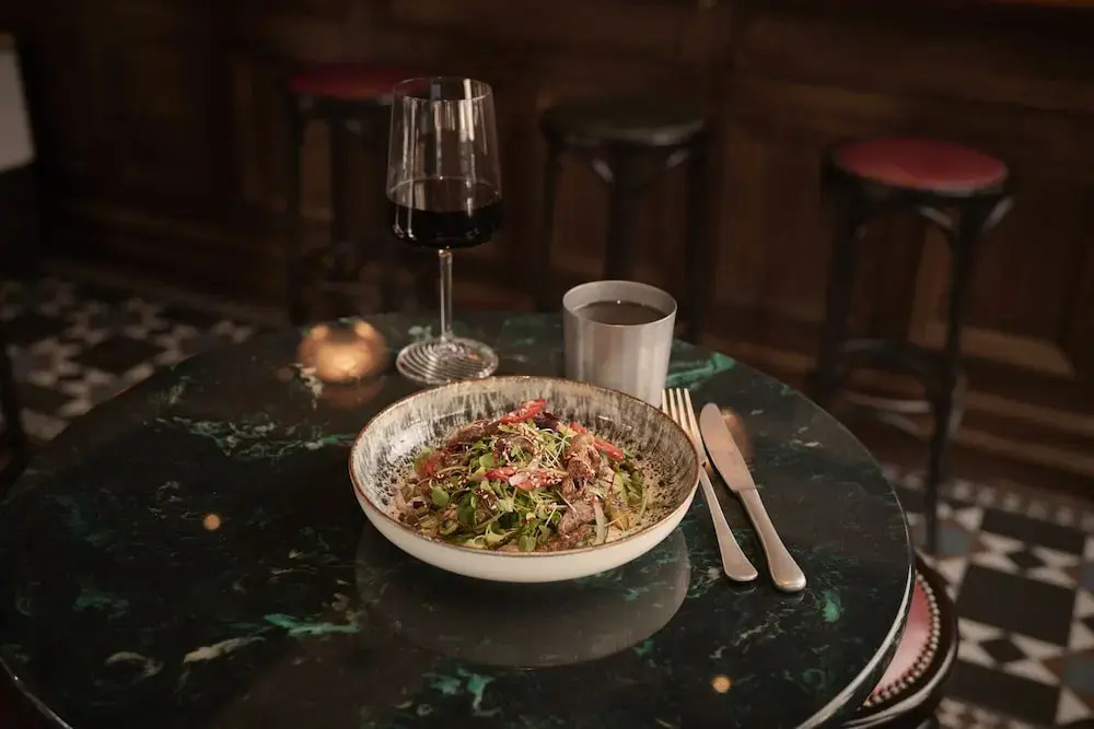 Photo - The Knight Of Nottinghill