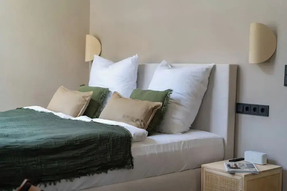 Photo - The Charming by Curt Suites