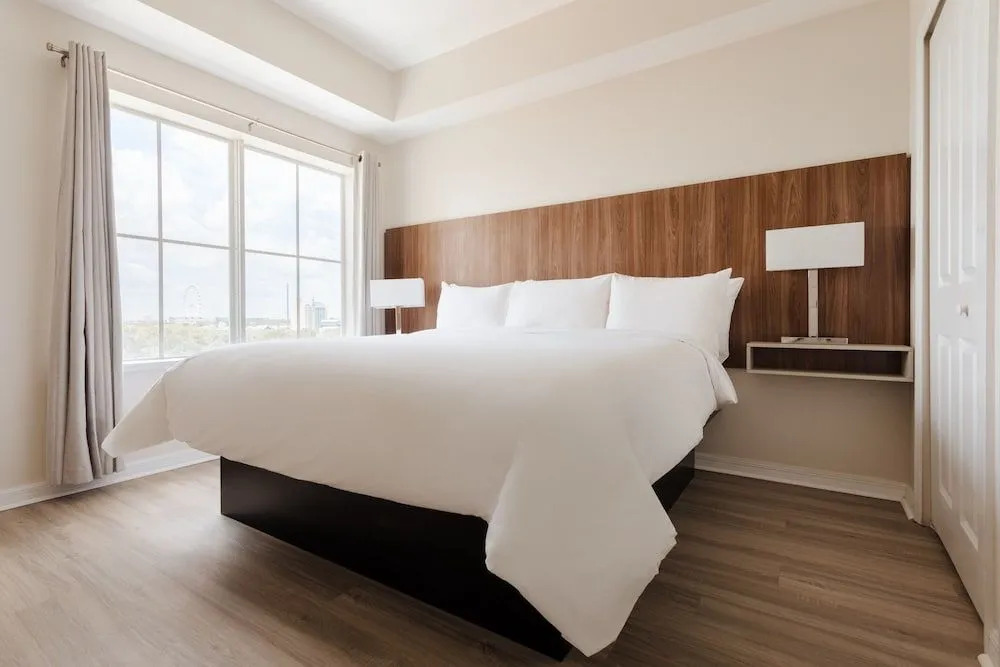 Foto - The Point Hotel & Suites