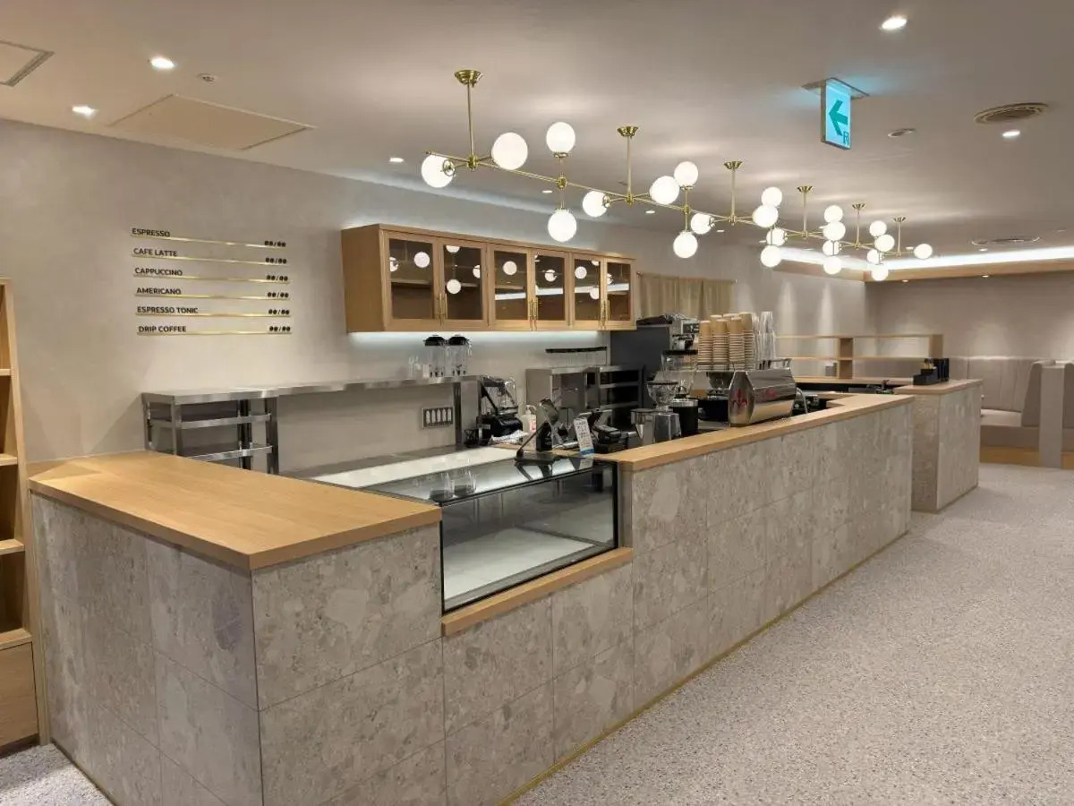 Photo - Hotel Mariners Court Tokyo