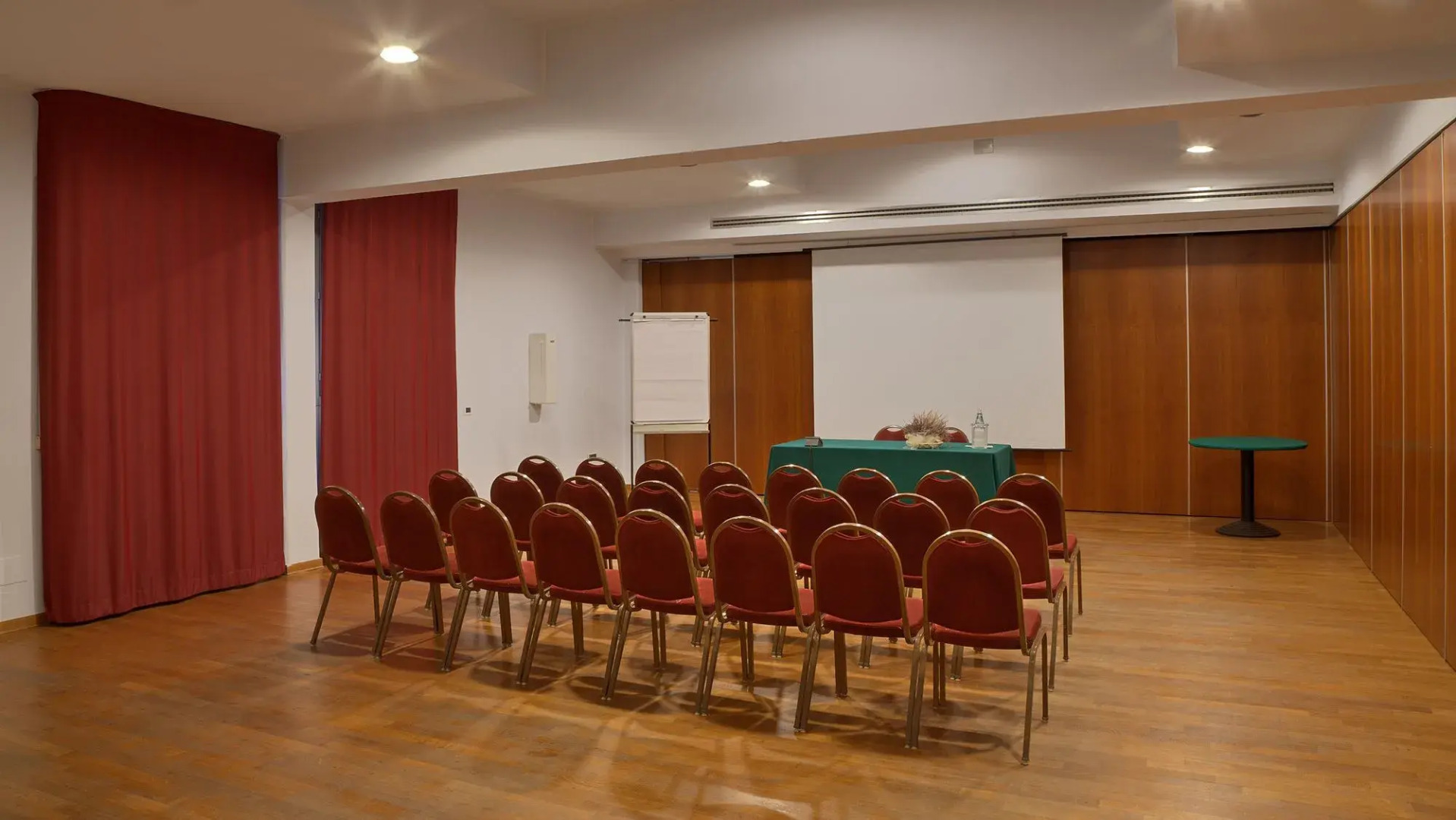 Photo - Hotel Mistral