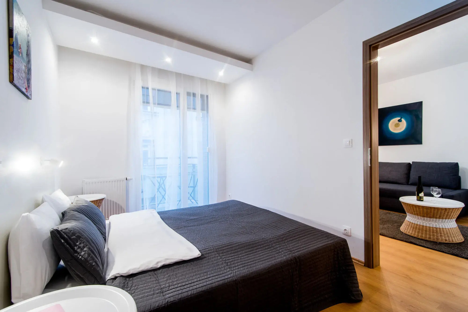 Foto - Vagabond Corvin