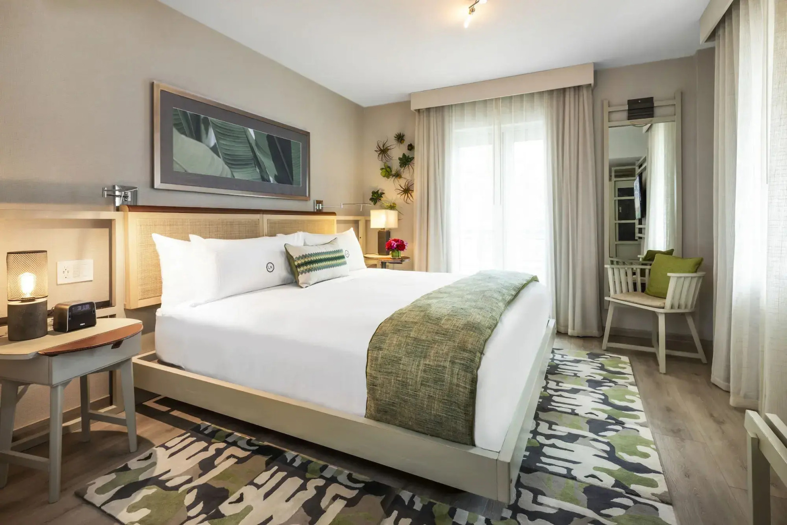 Foto - Lennox Miami Beach