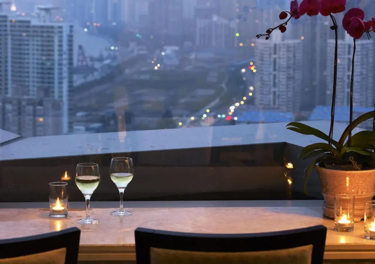 Photo - Sheraton Grand Shanghai Pudong Hotel & Residences