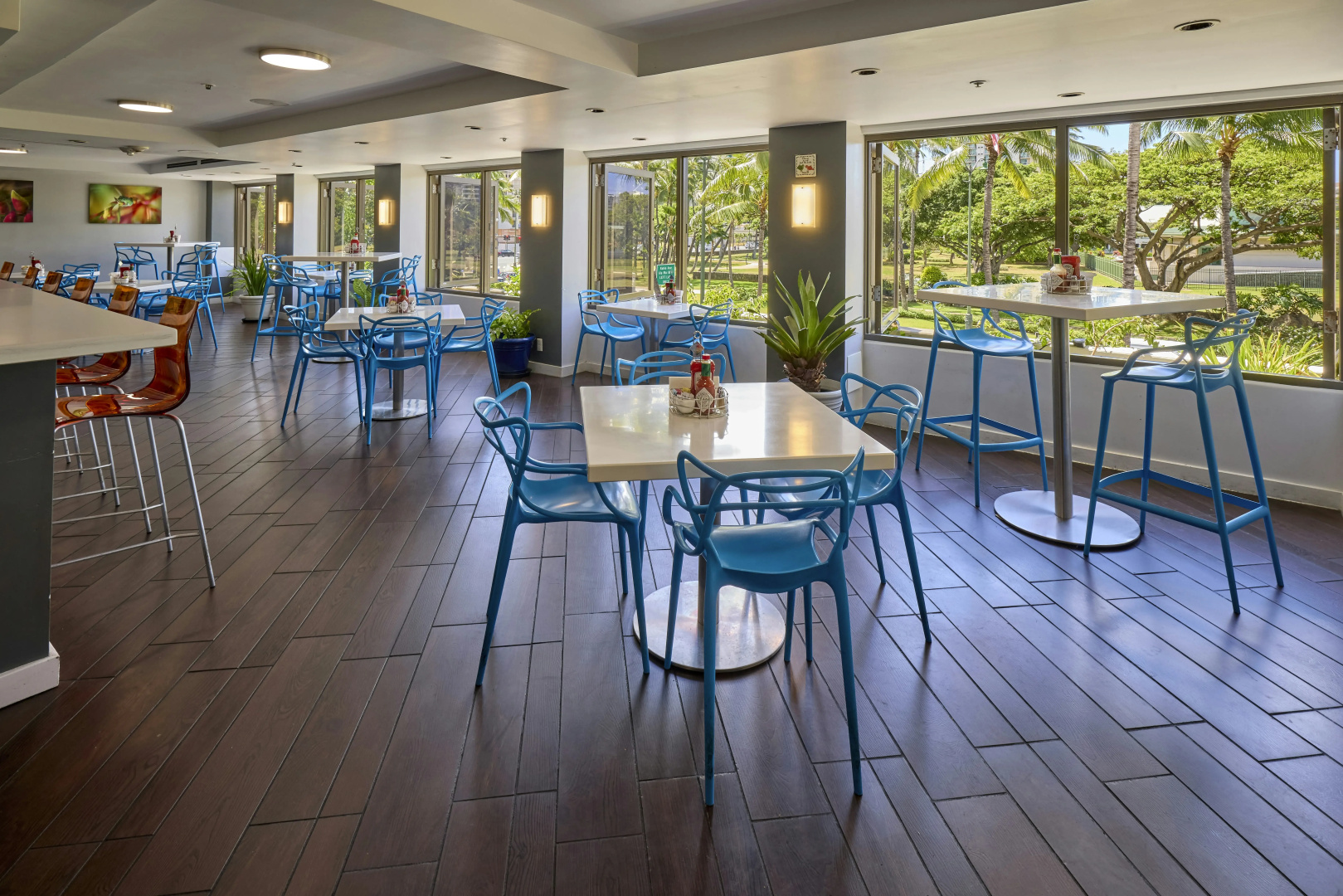 Photo - DoubleTree by Hilton Hotel Alana - Waikiki Beach