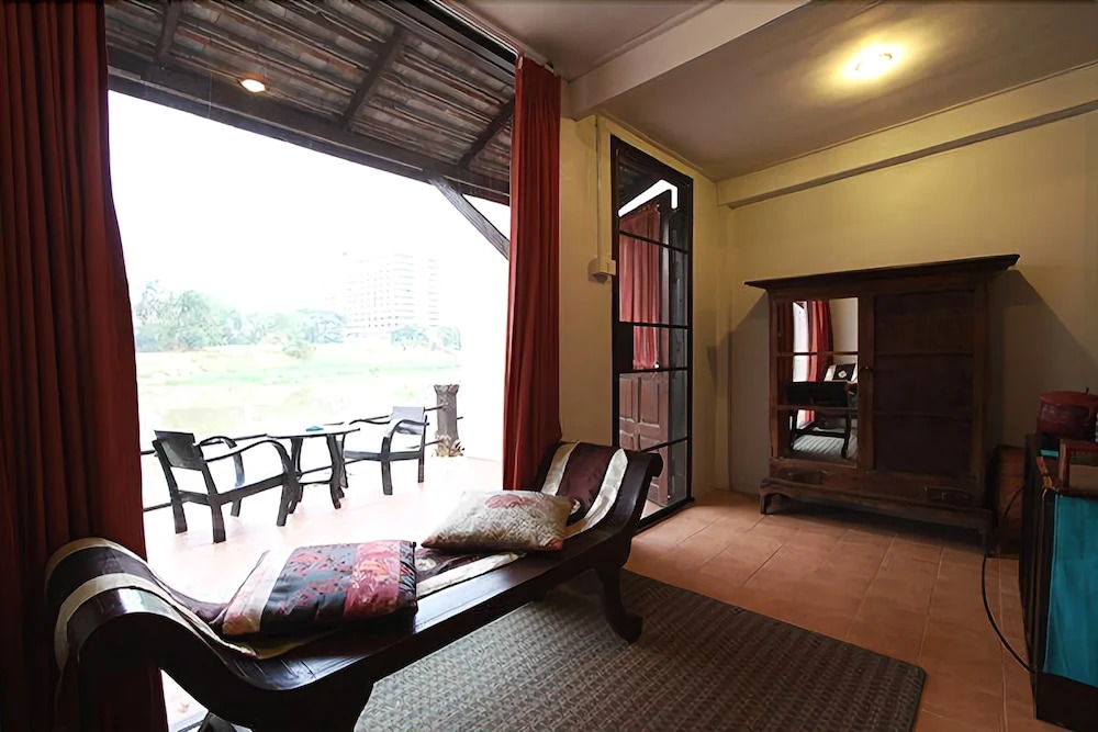 Foto - Club One Seven Gaymen Chiang Mai