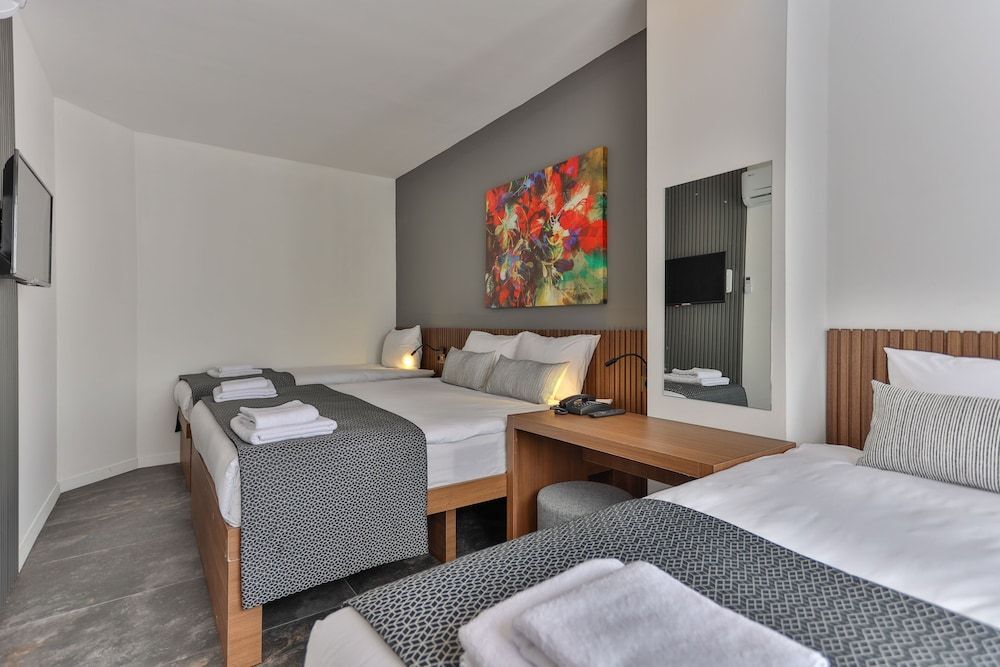 Photo - Wolf Of The City Hotel & Spa