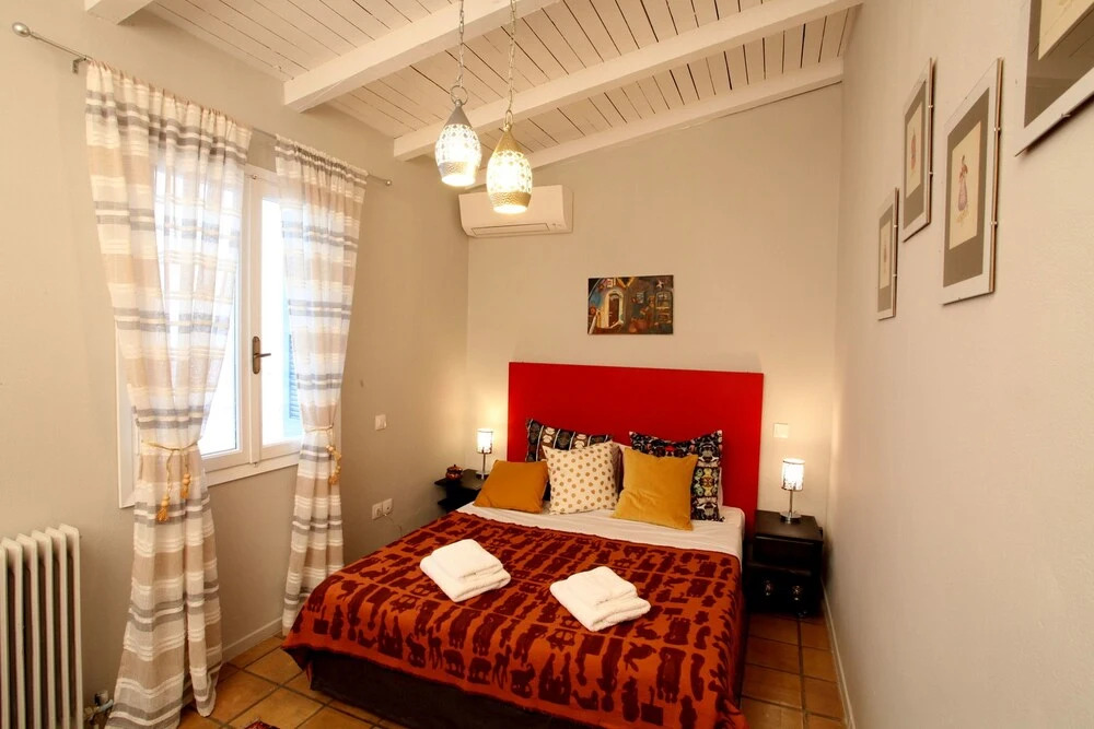 Photo - Athenian Niche in Plaka Villa by Athenian Homes