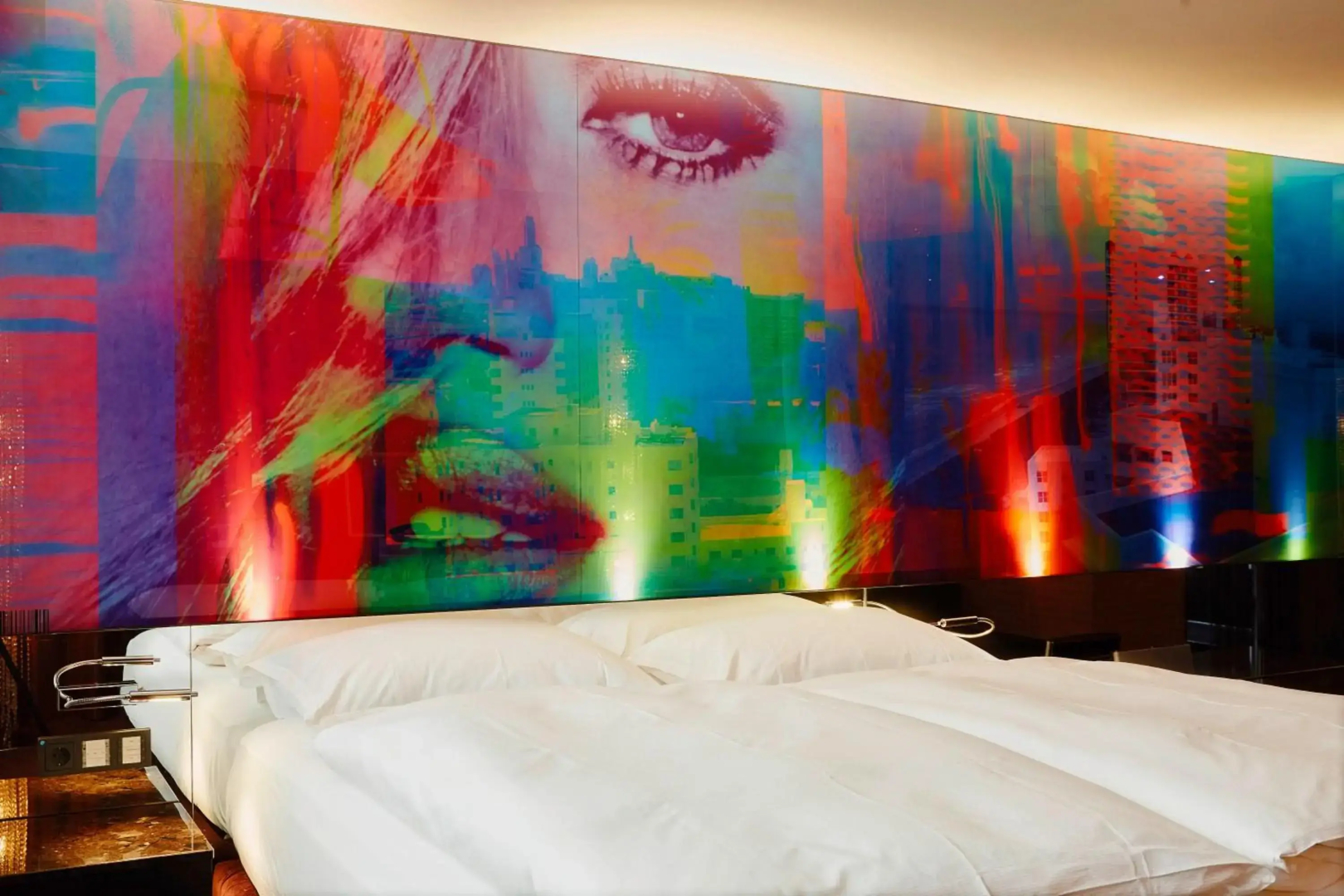 Photo - Savoy Hotel