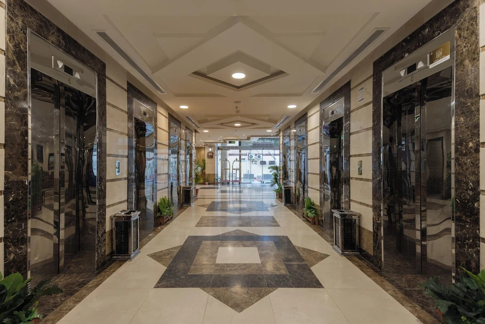 Photo - Snood Al Huda