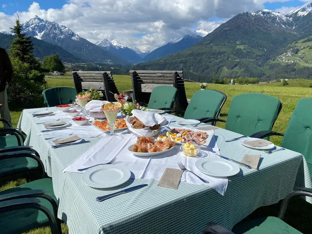 Photo - Hotel Restaurant Grünwalderhof