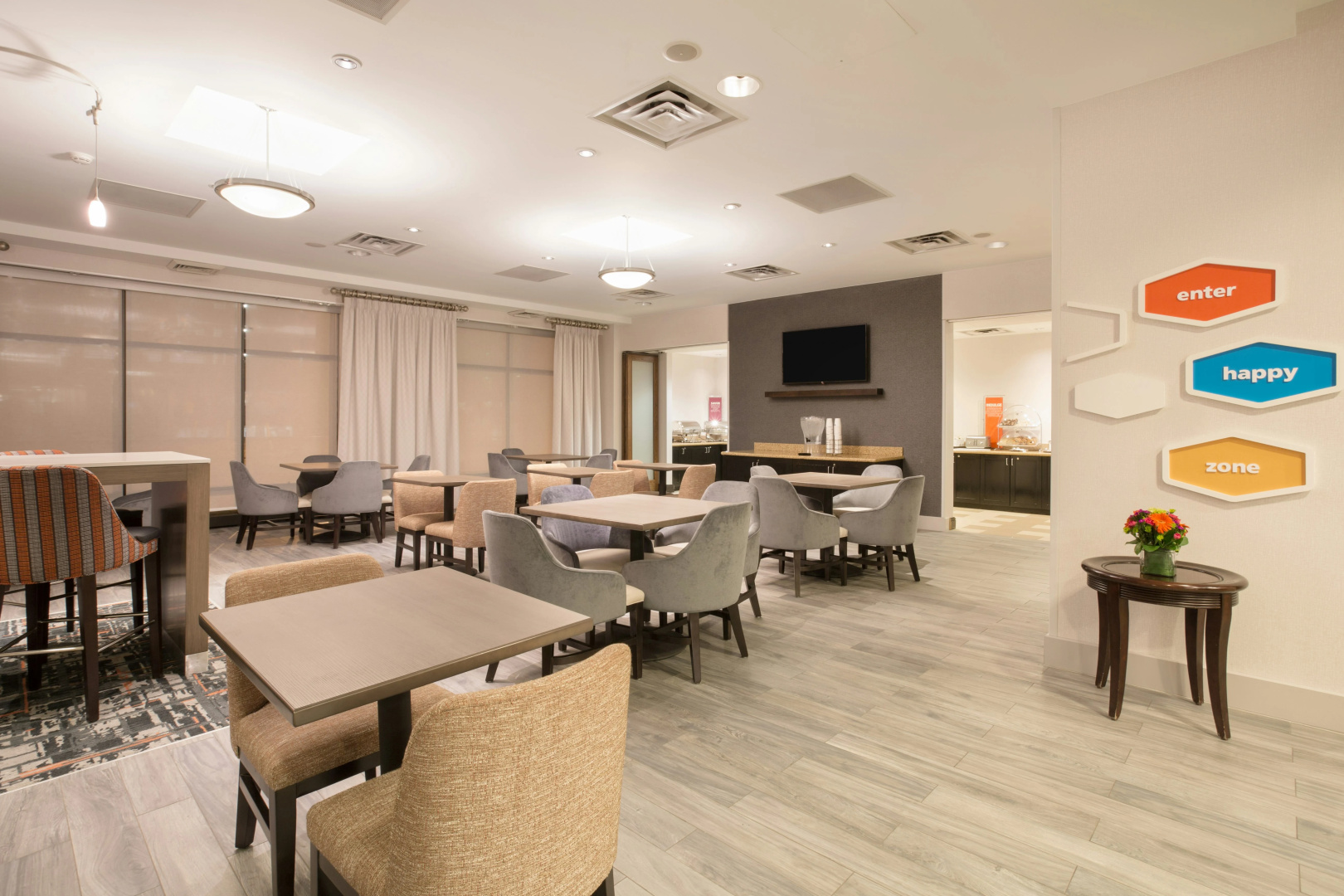 Photo - Hampton Inn & Suites Denver-Downtown