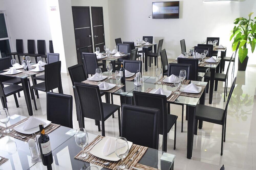 Photo - Del Mar Hotel