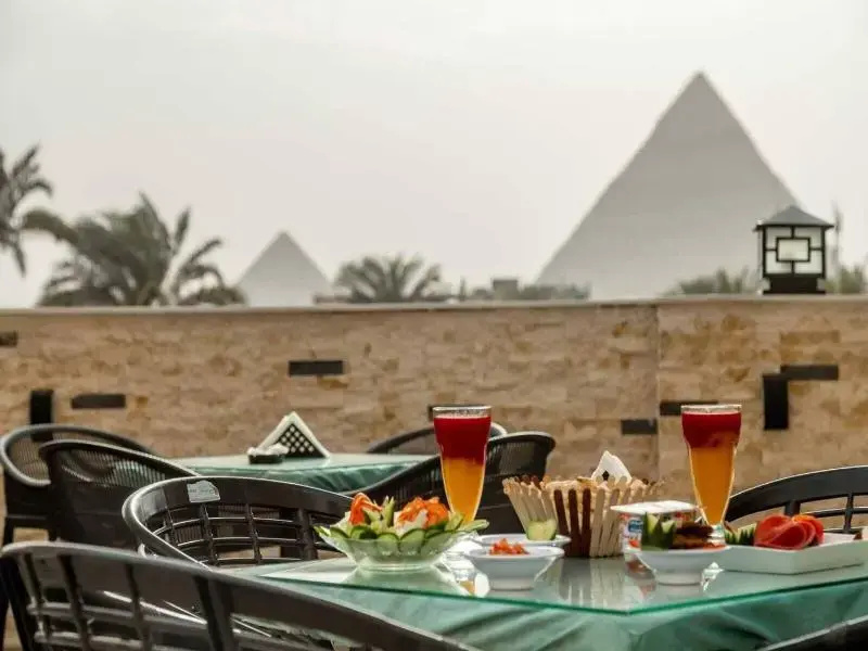 Foto - Night Pyramids Inn