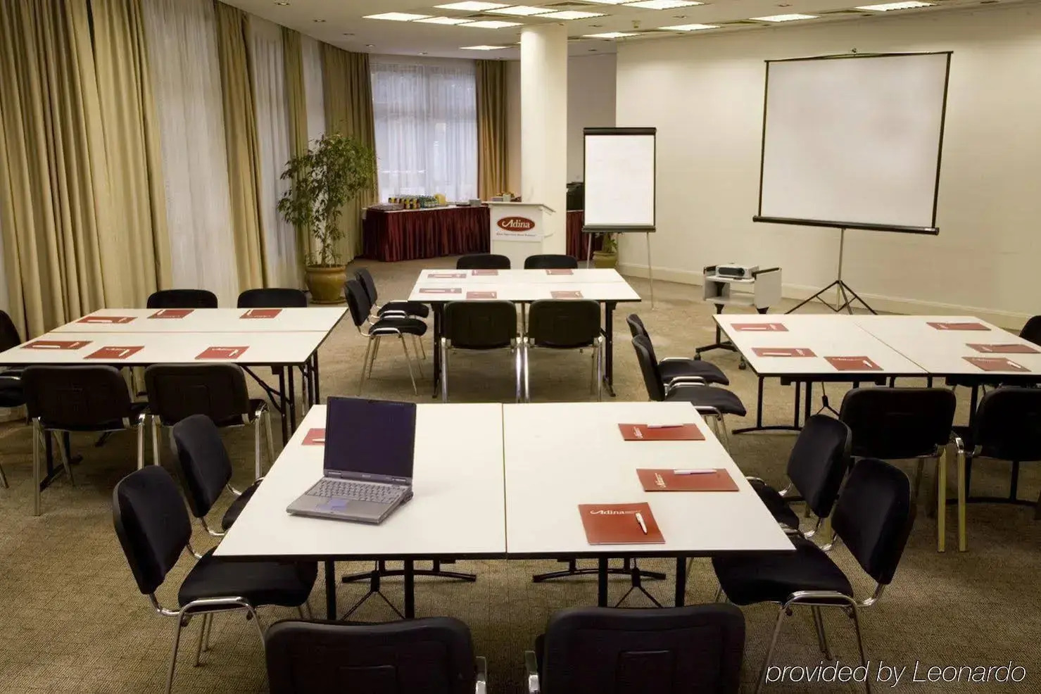 Photo - Adina Apartment Hotel Budapest