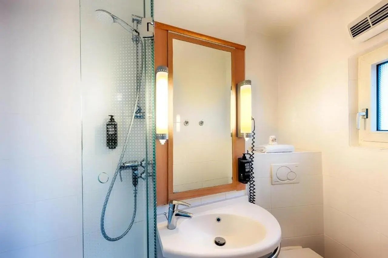 Foto - B&B Hotel Düsseldorf-Hbf