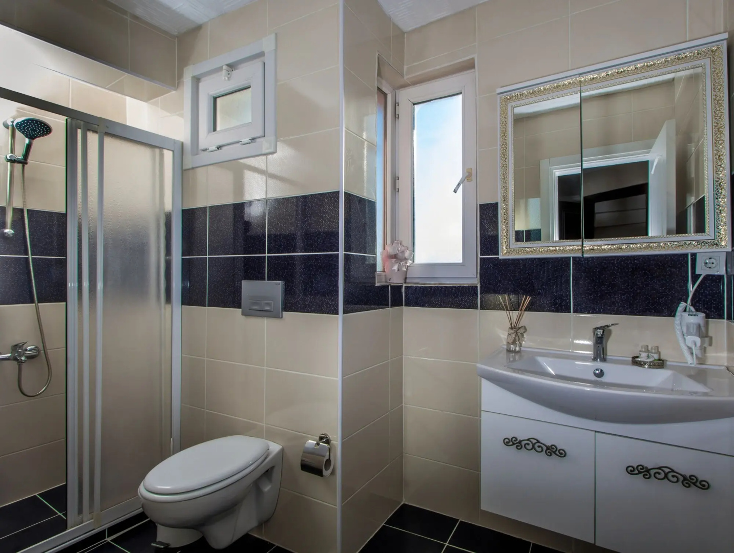 Photo - Carvan Hotel