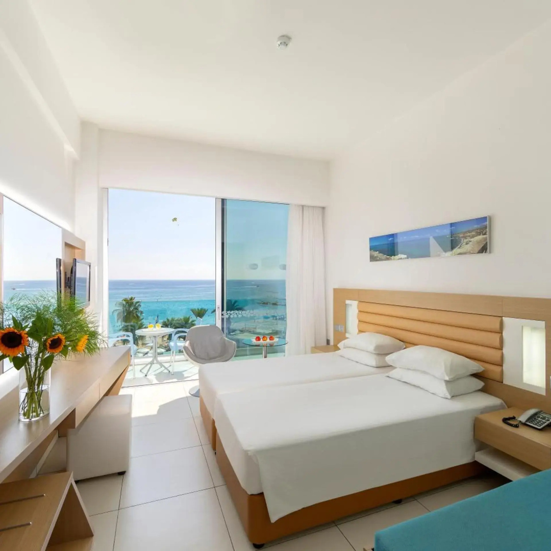 Photo - Vrissaki Beach Hotel