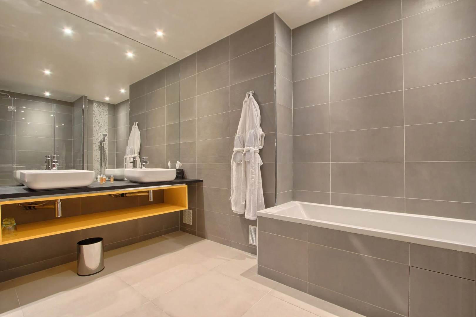 Foto - Timhotel Opéra Blanche Fontaine