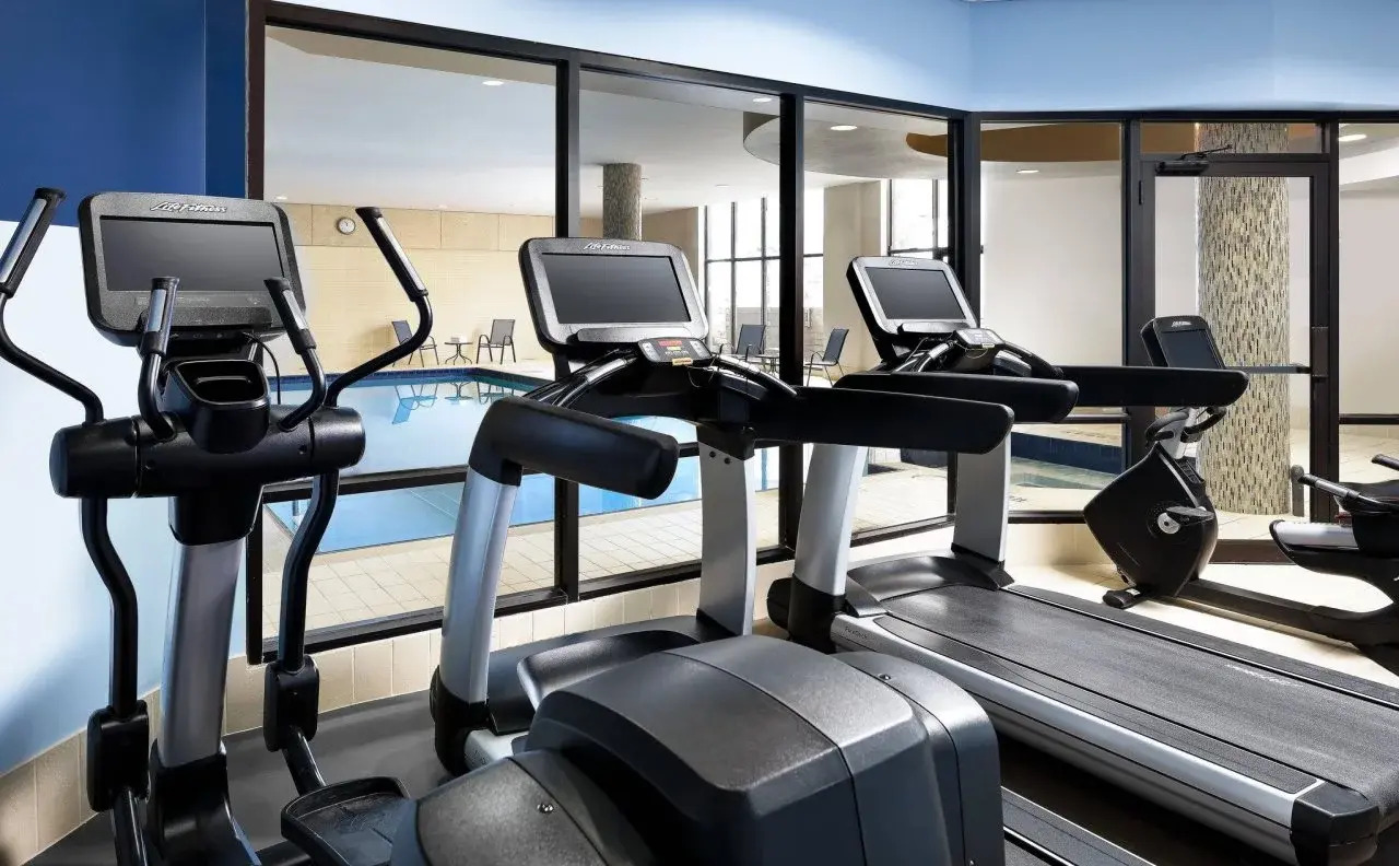 Foto - Four Points by Sheraton Mississauga Meadowvale