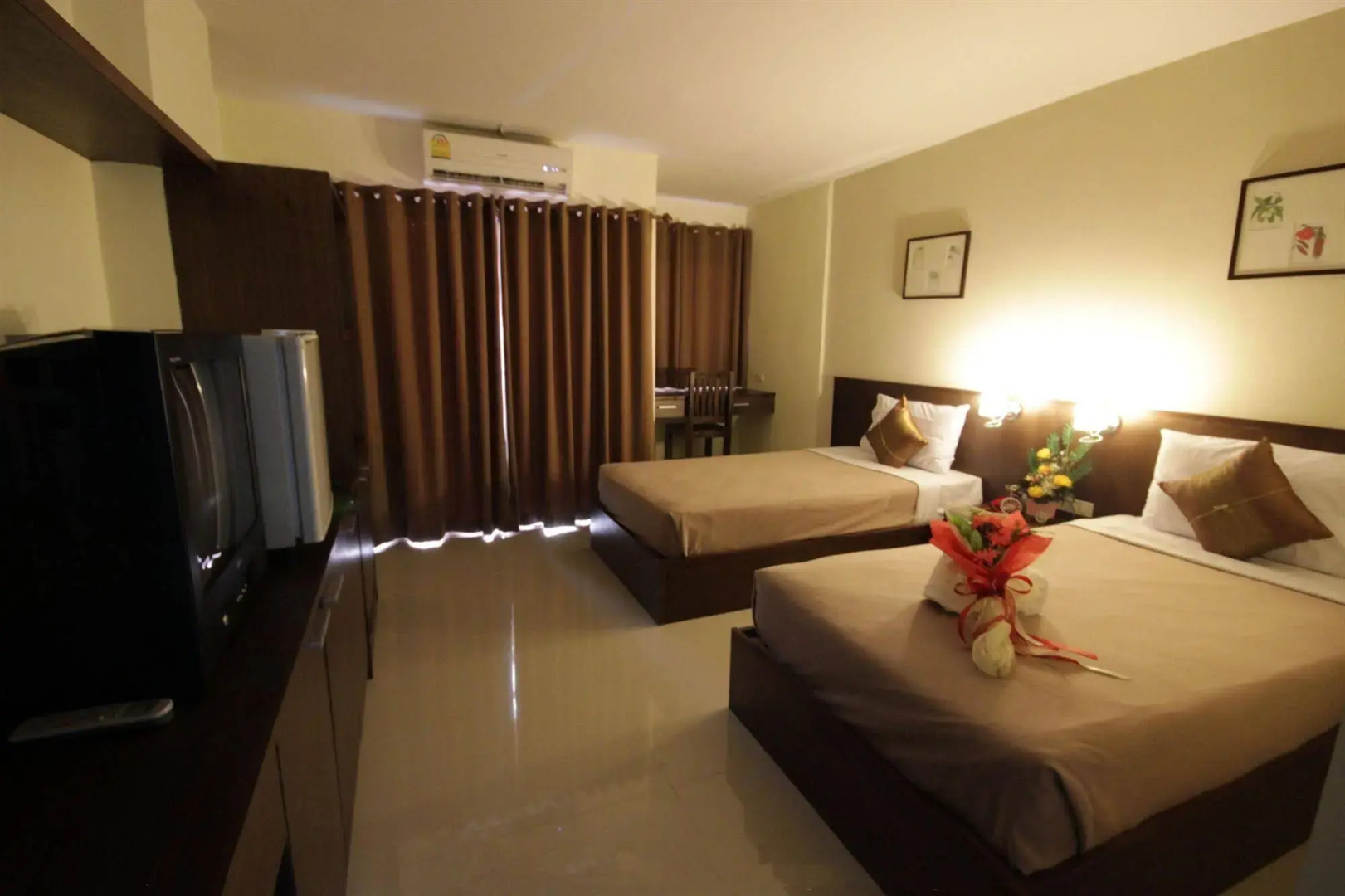 Foto - Airport Resident