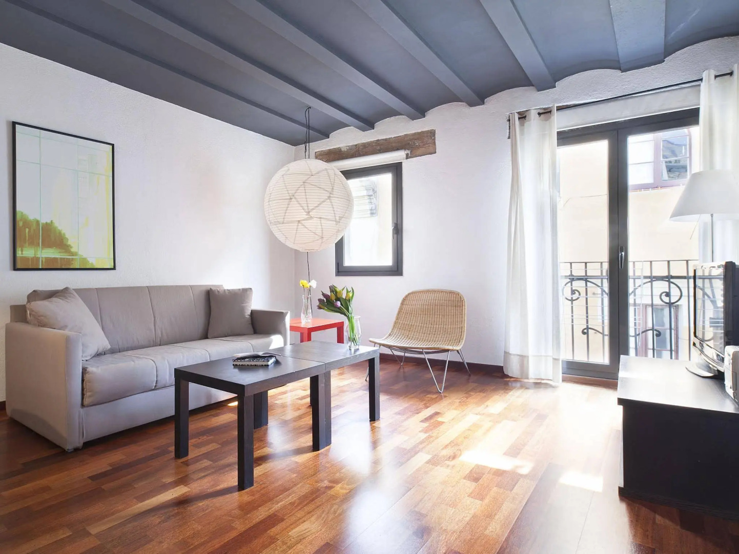 Photo - Inside Barcelona Apartments Esparteria