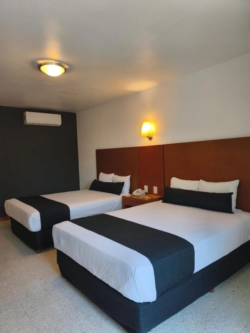 Photo - Hotel Central