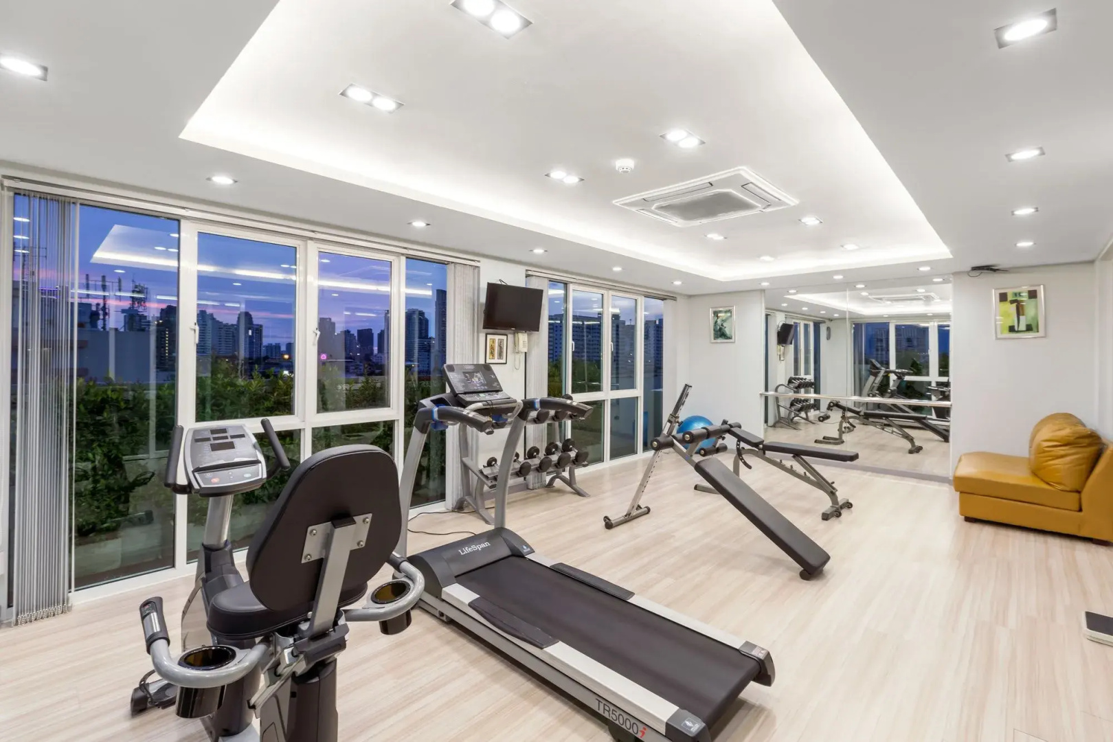 Photo - United Residence Ekamai Bangkok