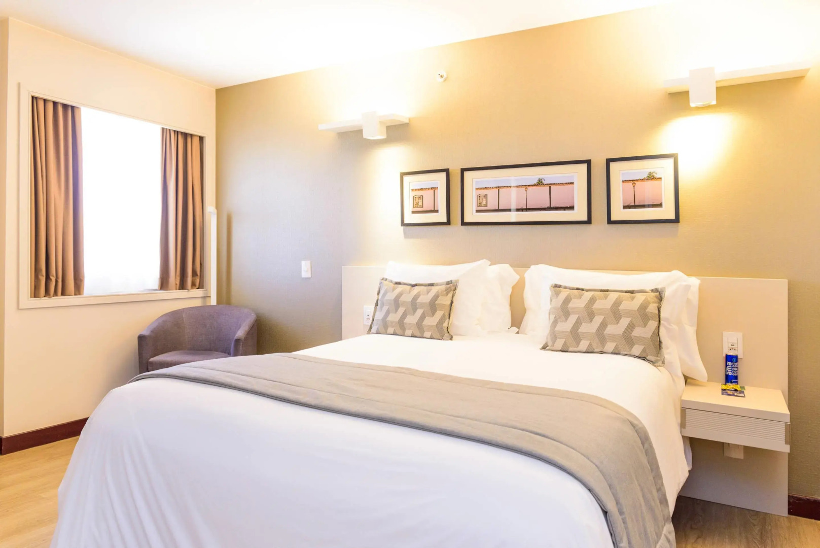 Foto - Comfort Suites Brasília