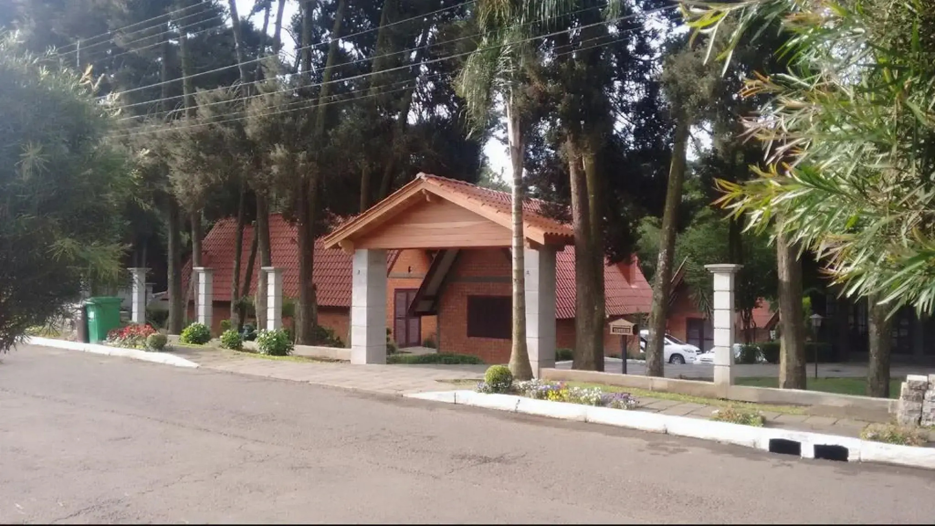 Foto - Hotel Cabana Jardim De Flores