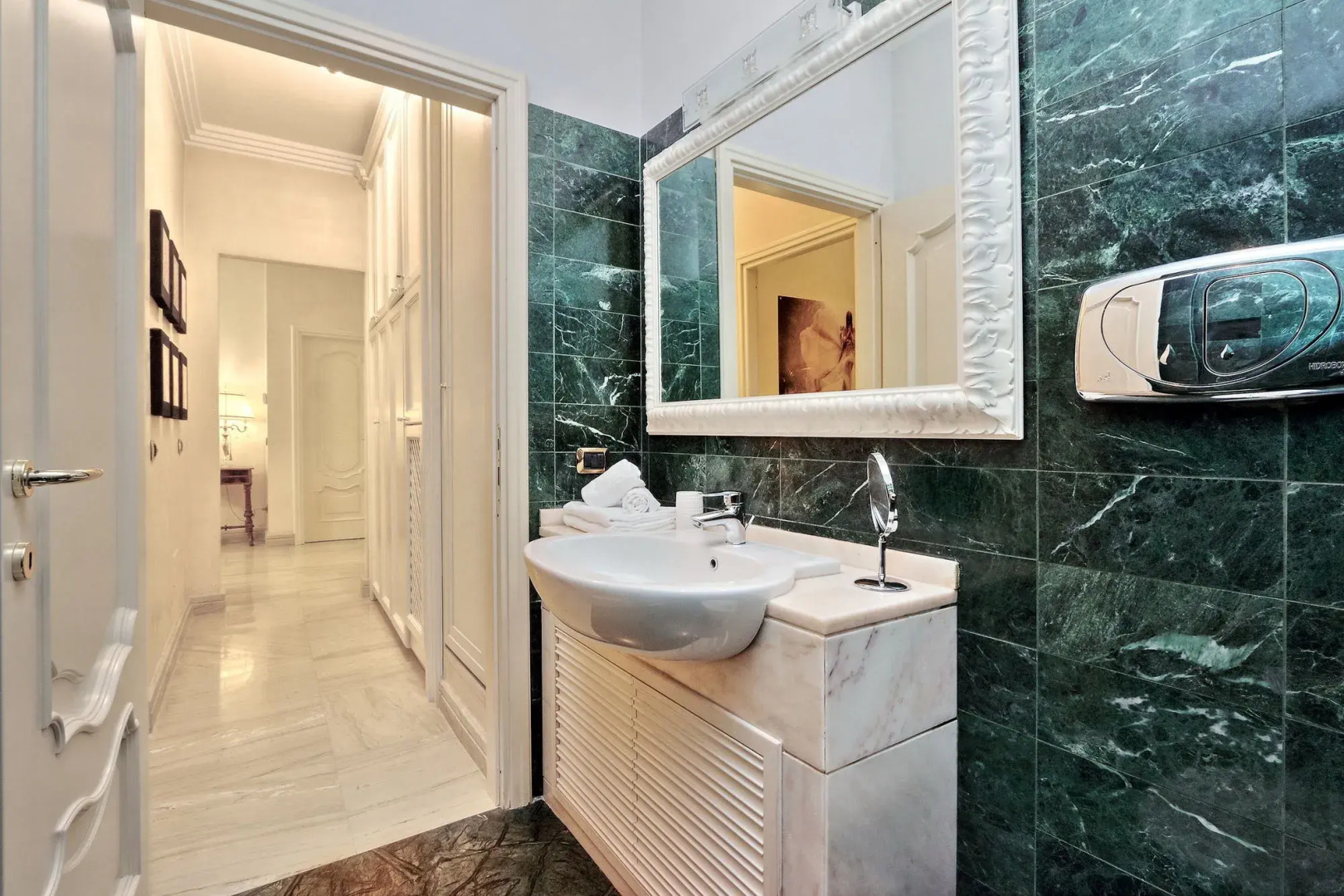 Photo - Sistina Twentythree luxury rooms