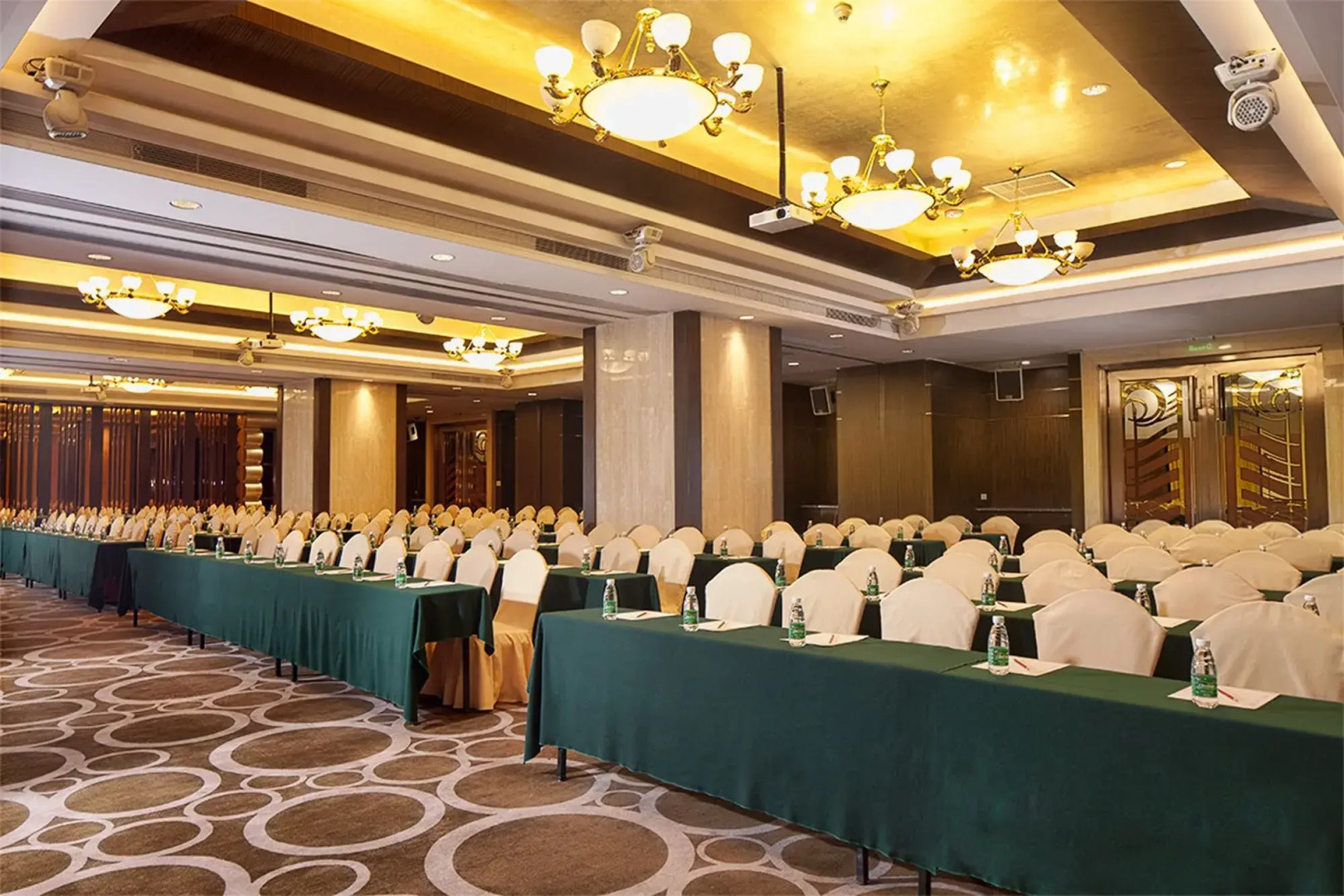 Foto - Renaissance Shenzhen Luohu Hotel