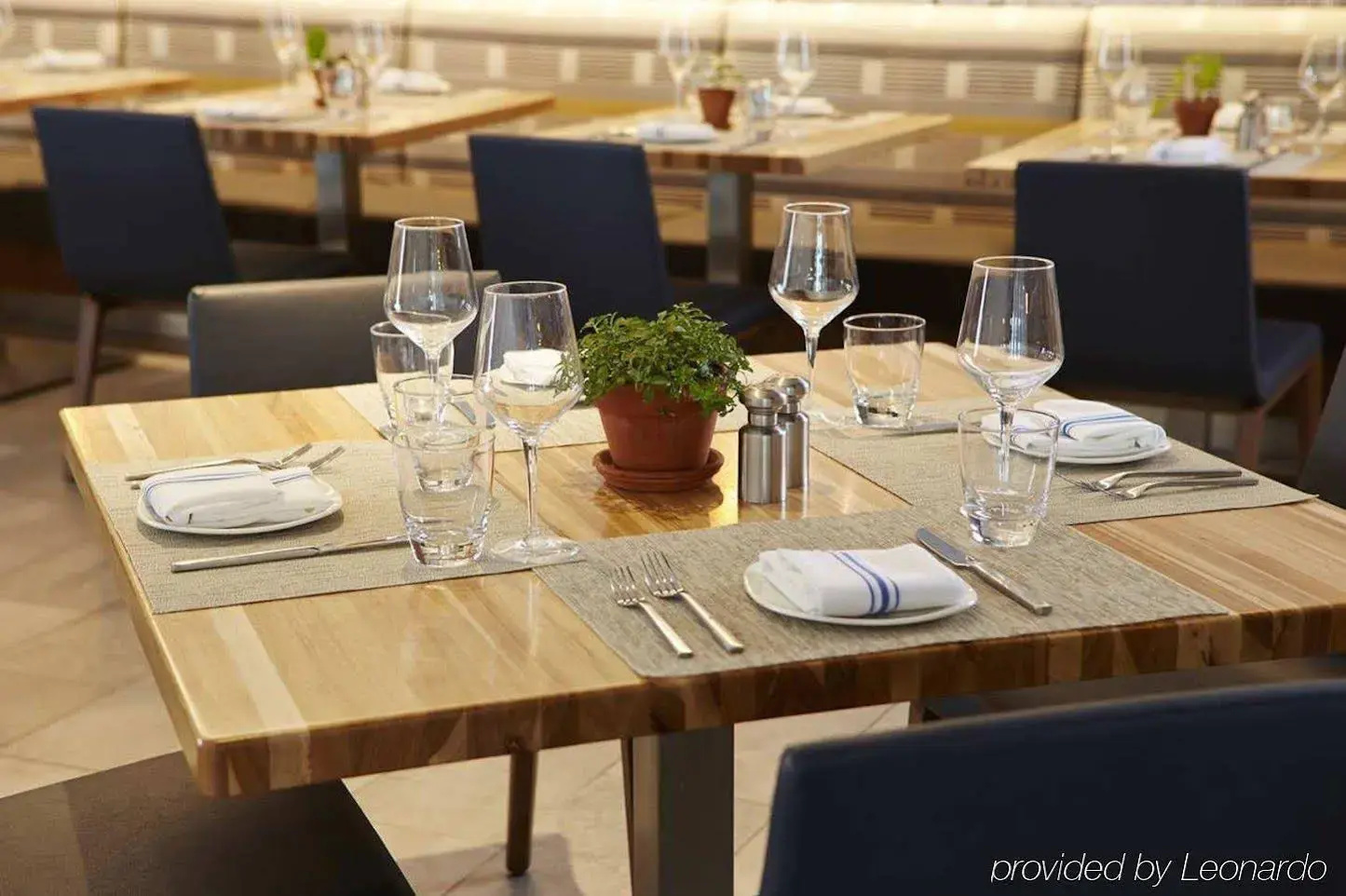 Photo - Hotel MDR Marina del Rey - a DoubleTree by Hilton