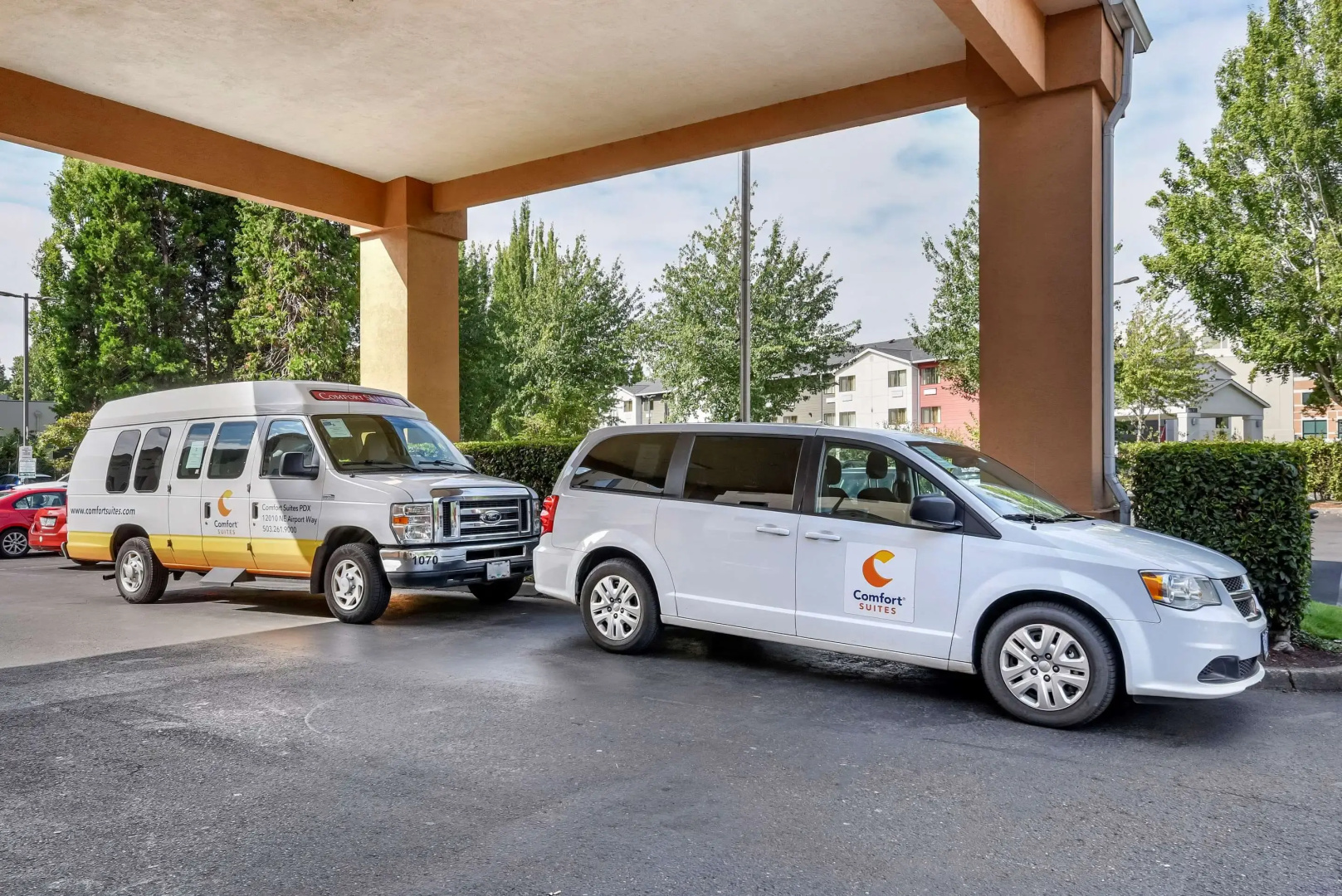 Photo - Comfort Suites Portland Airport