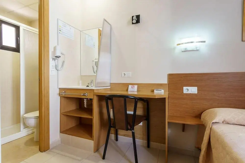 Foto - Hostal Costabella powered by Faro Homes