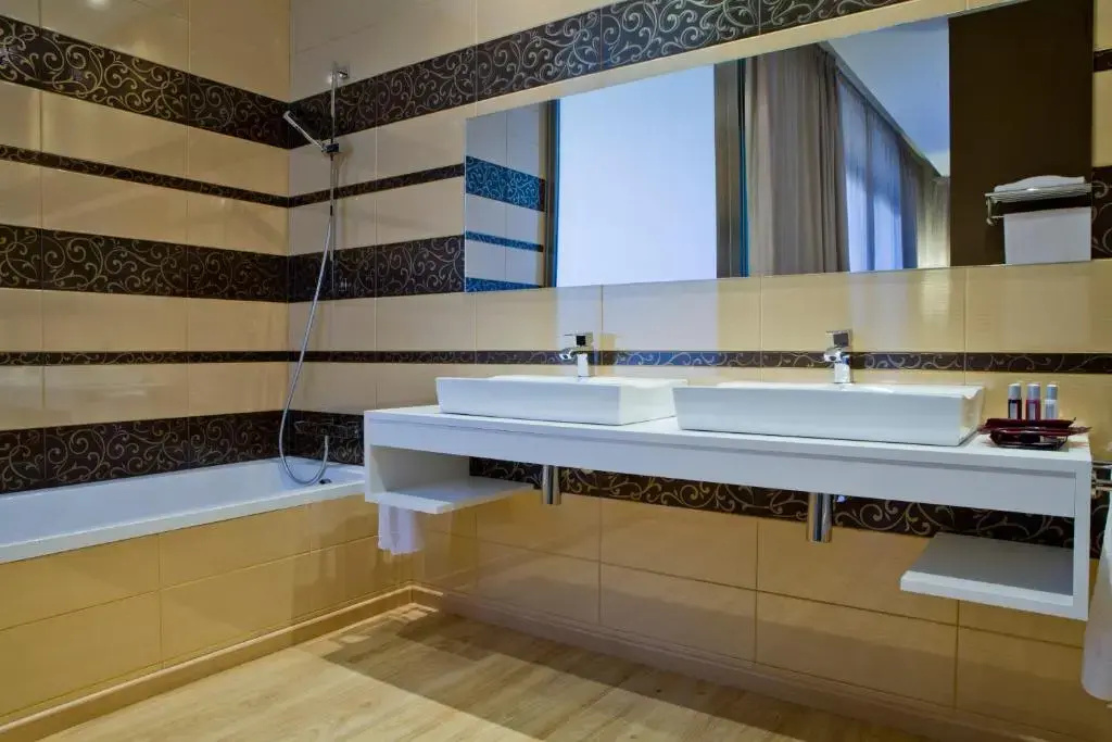 Foto - Hotel Golden Barcelona