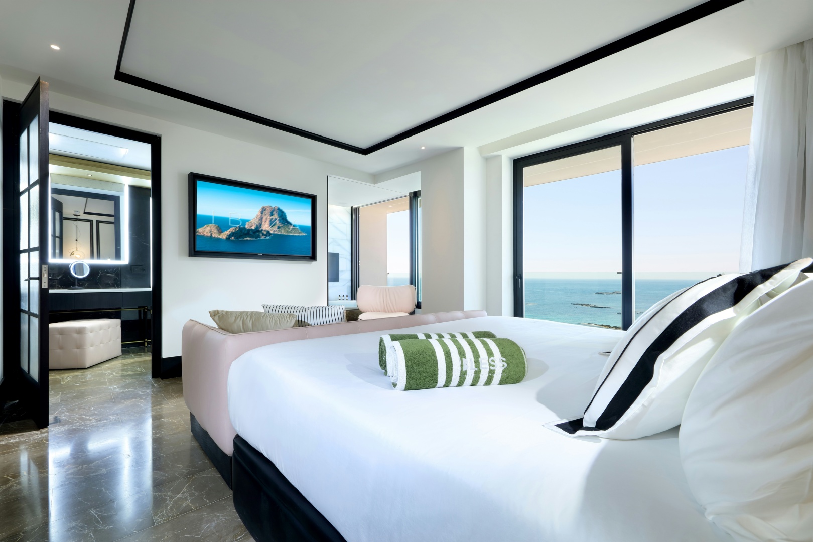 Foto - BLESS Ibiza Cala Nova - The Leading Hotels of the World