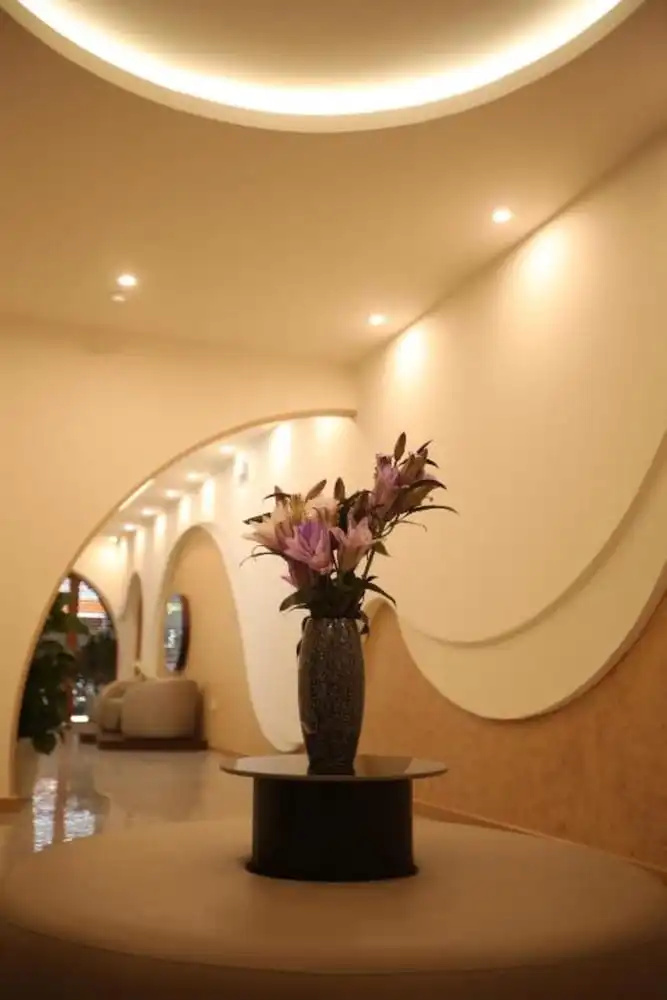 TherHouse Hotel