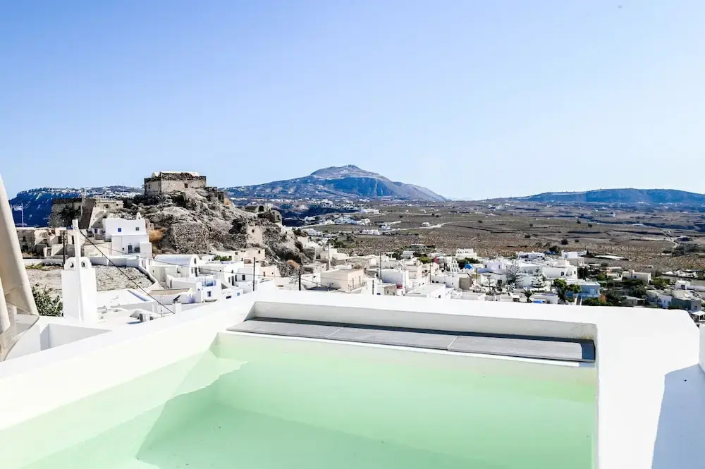 Photo - White Curves Santorini
