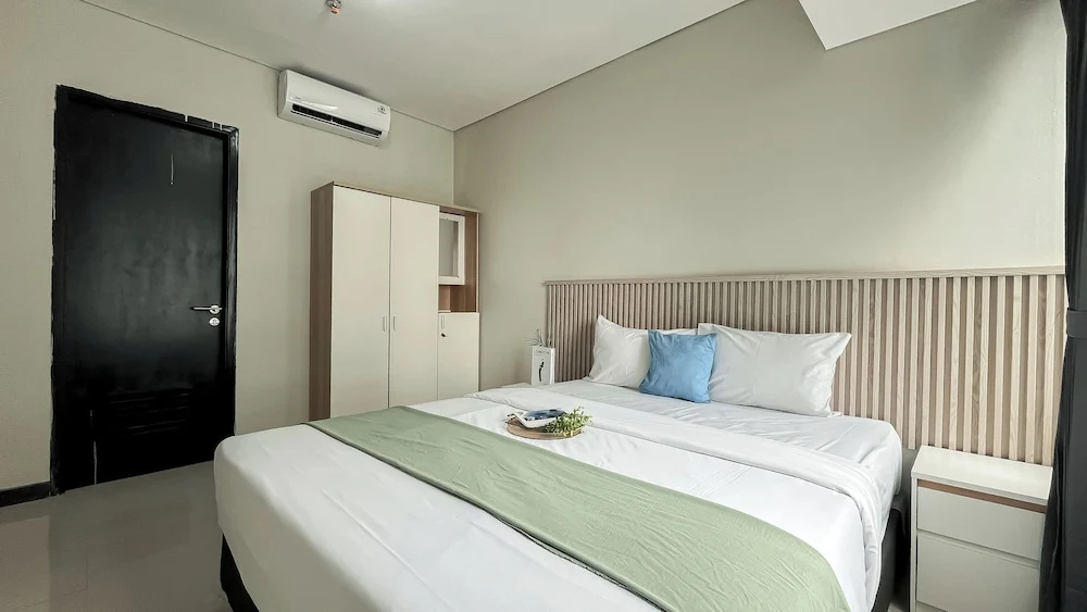 Well Designed and Comfortable 3BR Nifarro Park Apartment