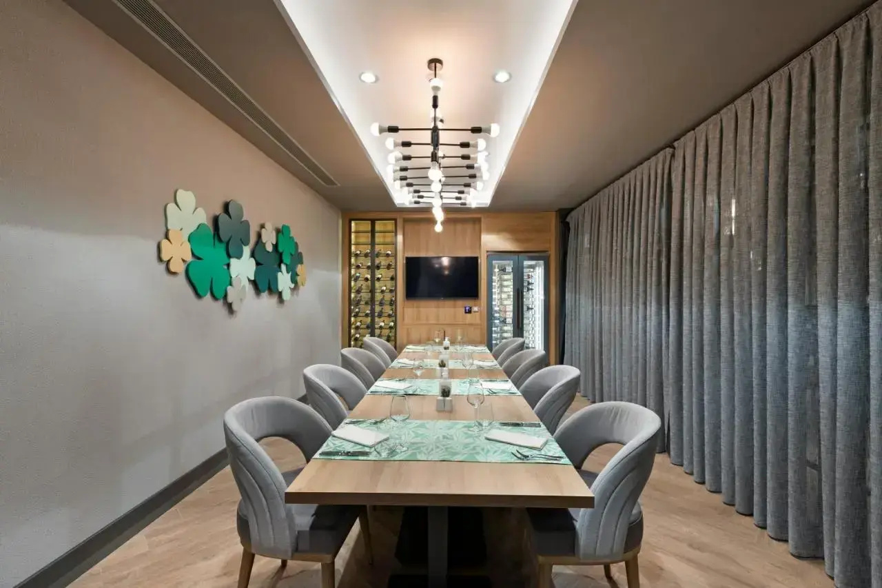 Photo - Limak Skopje Luxury Hotel