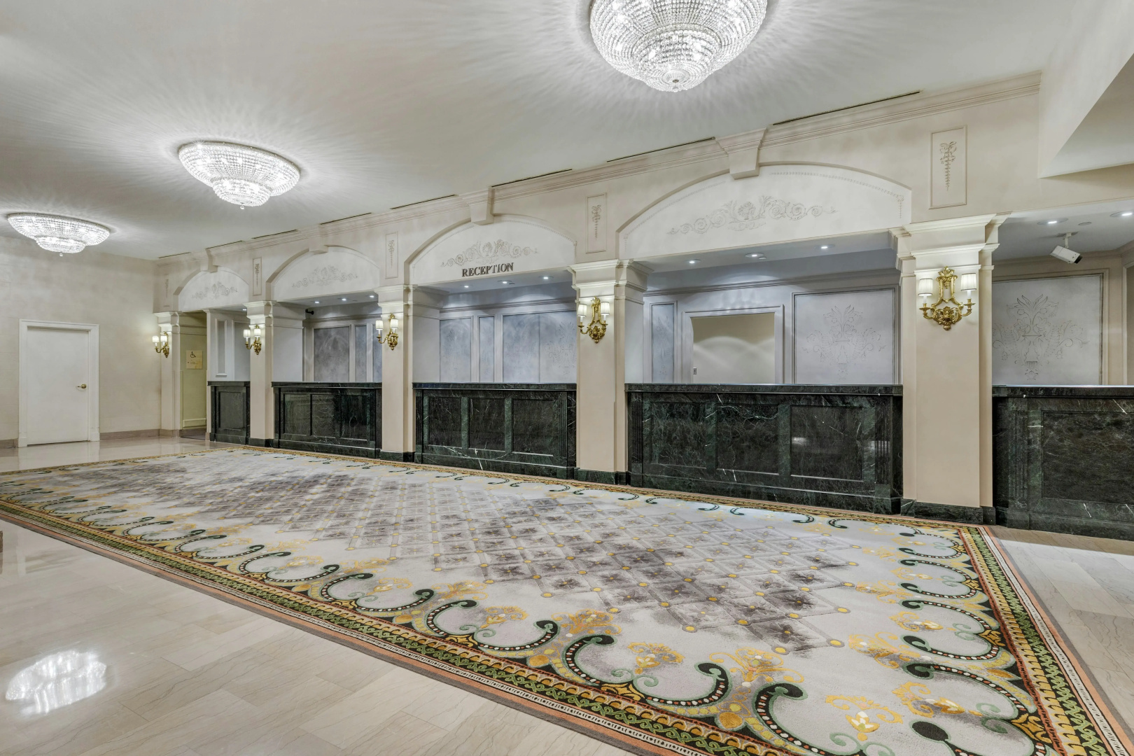Photo - Omni Shoreham Hotel