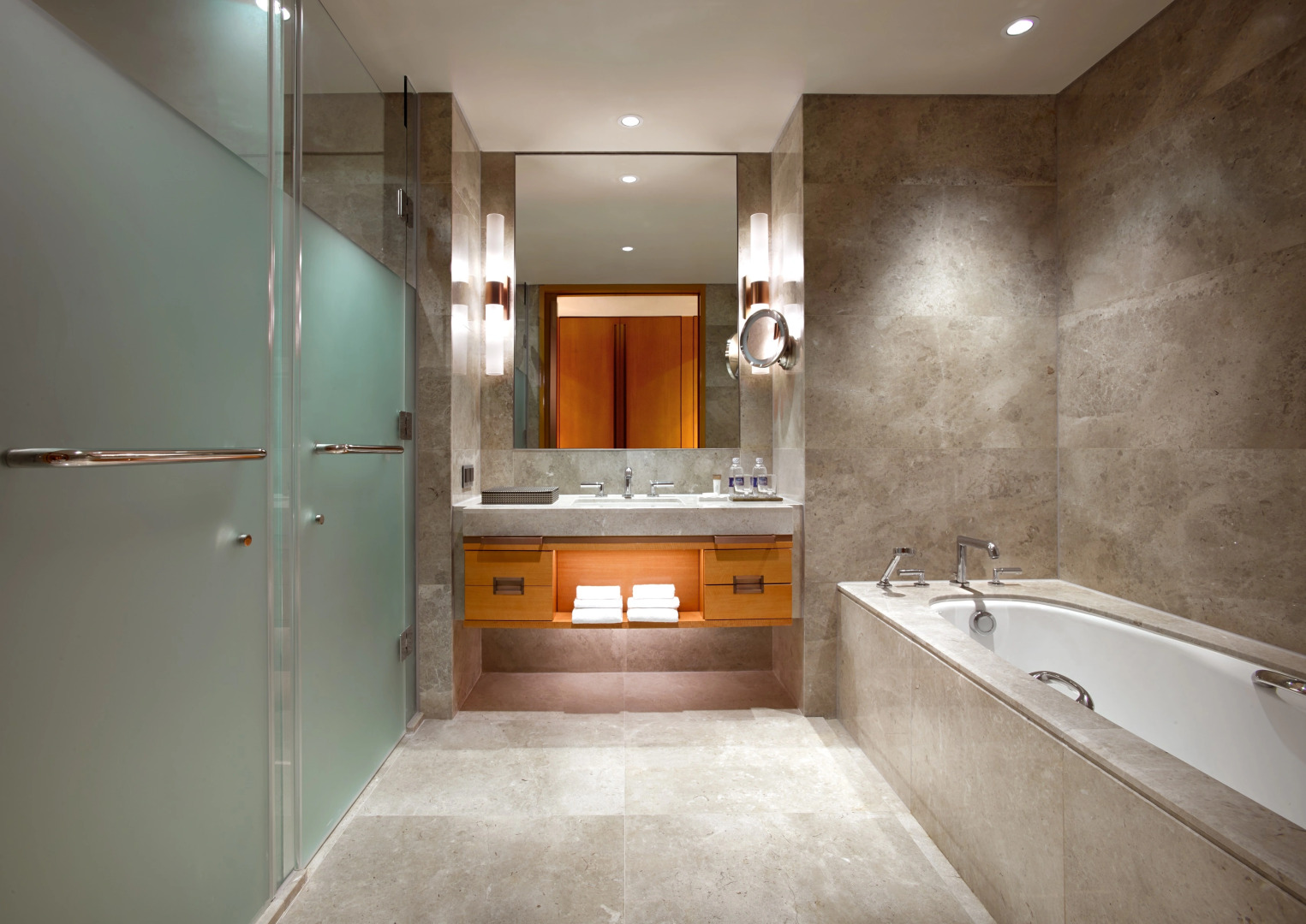 Photo - Lotte Hotel Hanoi