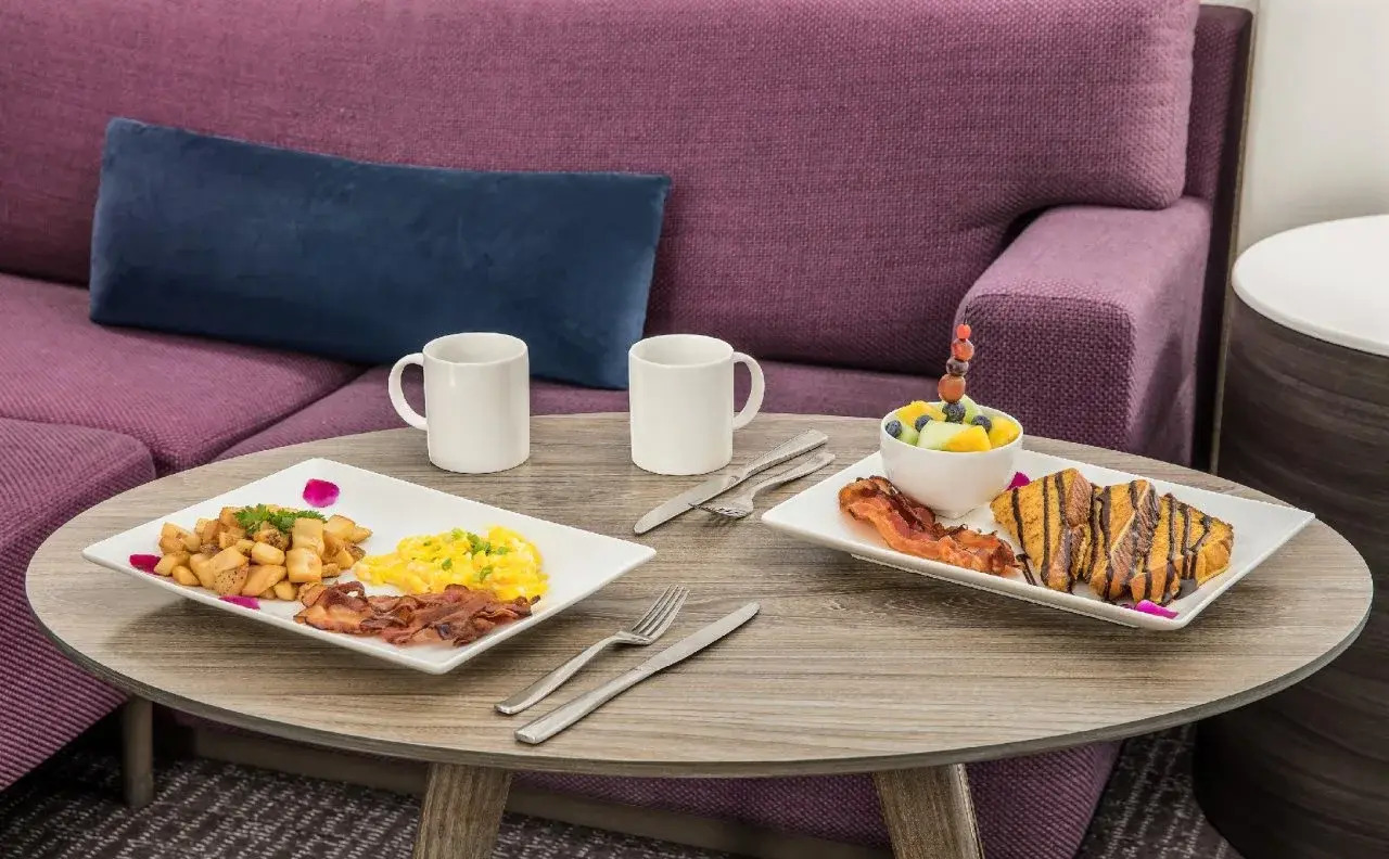 Photo - Crowne Plaza Orlando - Lake Buena Vista by IHG