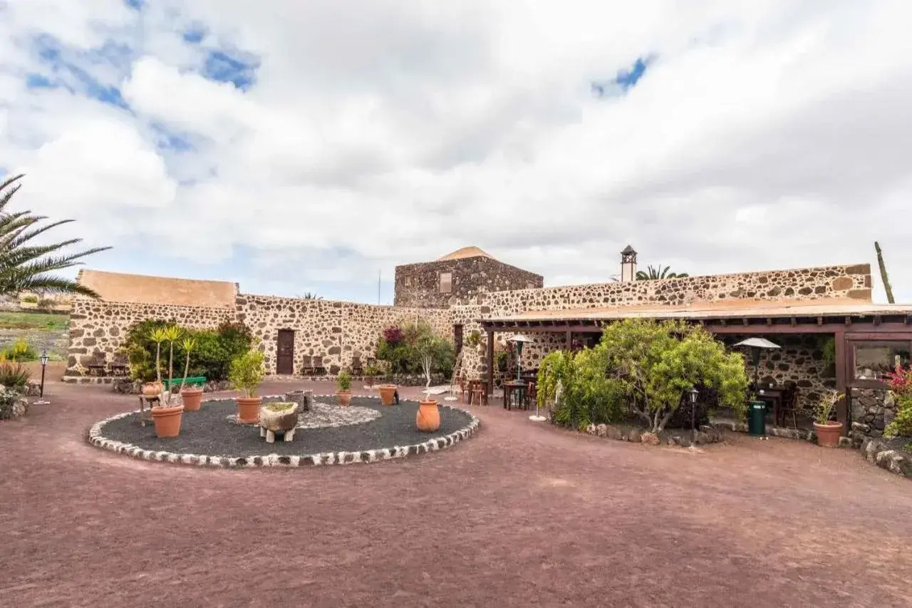 Photo - Hotel Rural Restaurante Mahoh