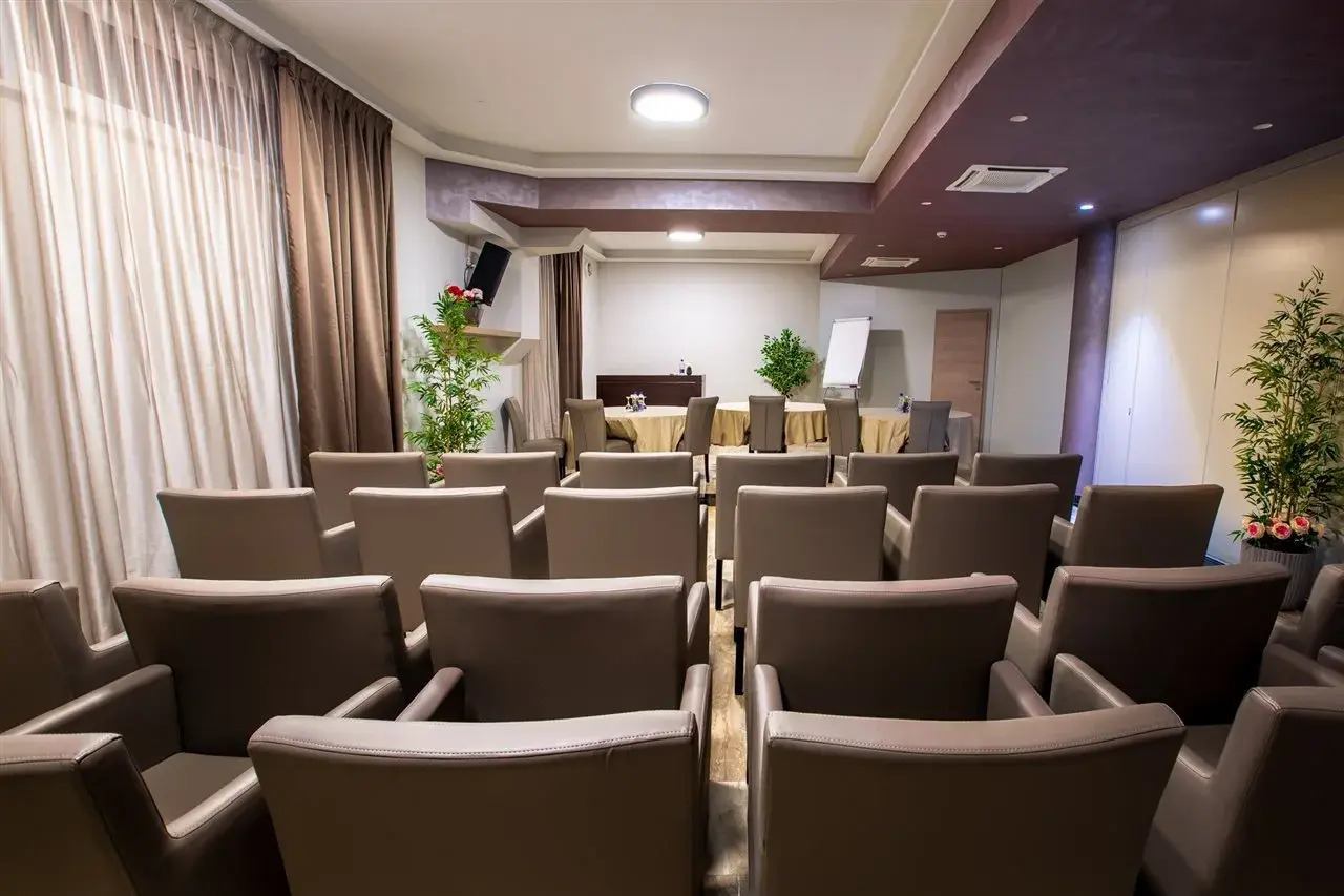 Foto - Royal Airport Hotel