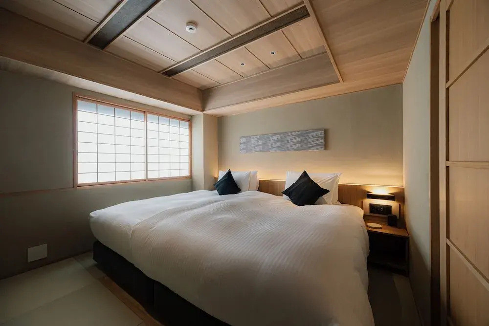 Photo - yugen kyoto shijo