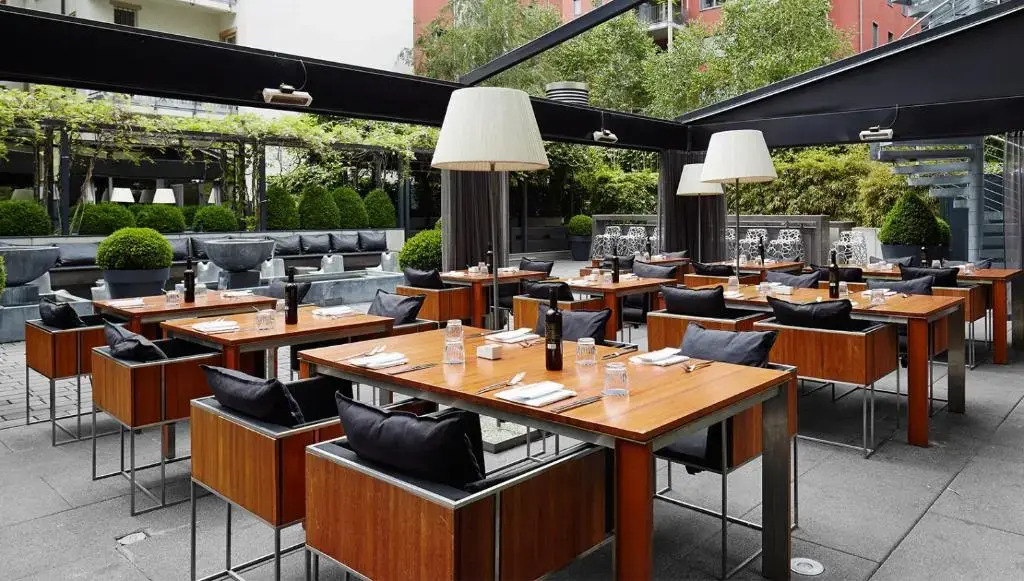 Foto - Roomers Frankfurt Central, Autograph Collection