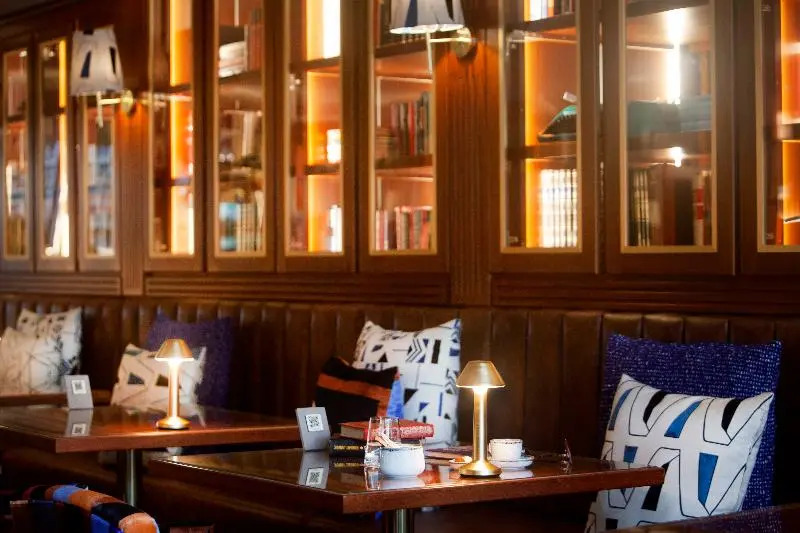 Photo - Wine & Books Porto Hotel - Small Luxury Hotels Of The World