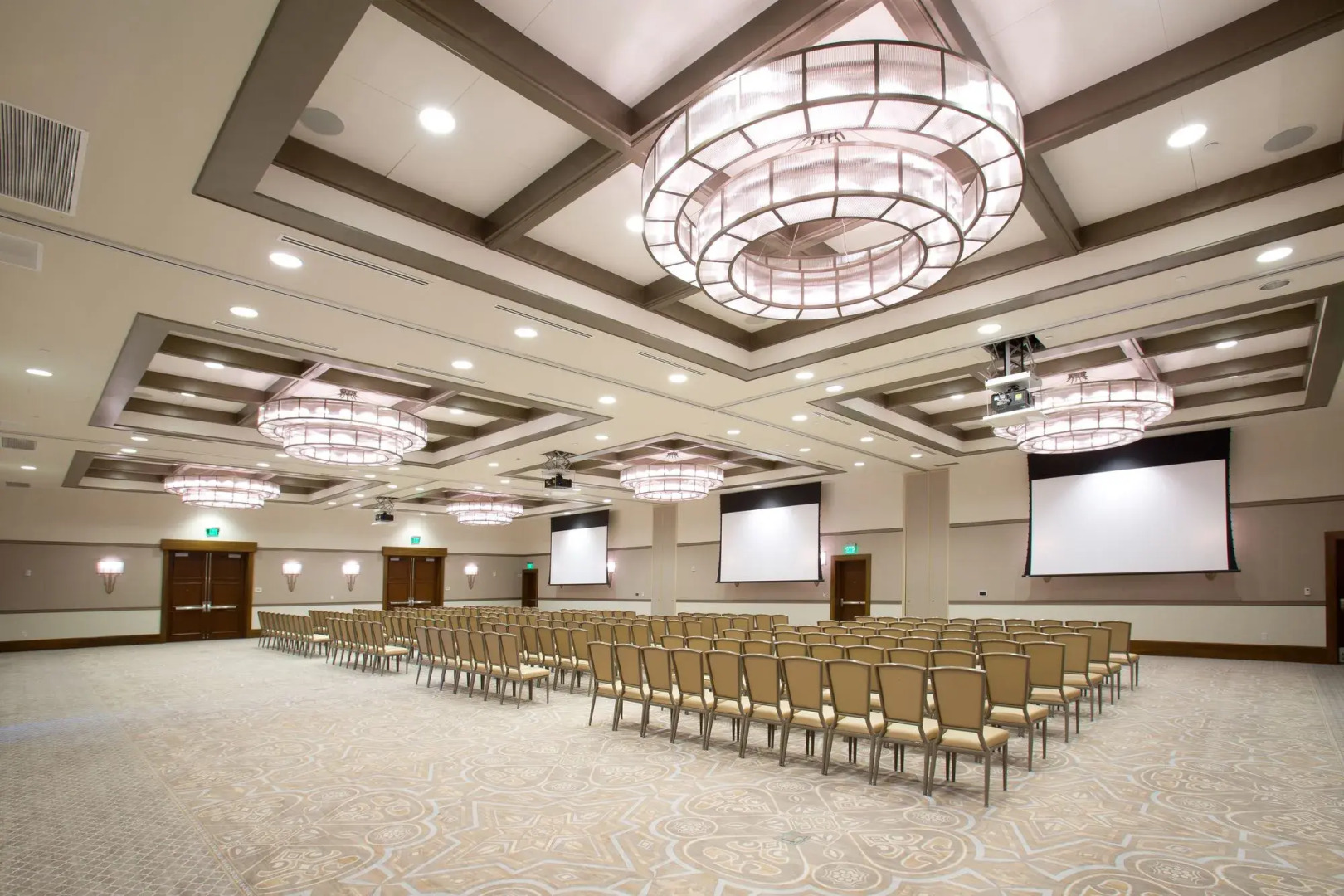 Photo - The Alfond Inn